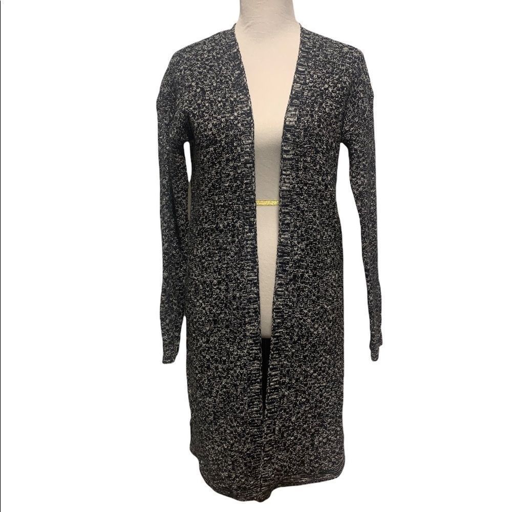 Leo & Nicole | Black & White Knit Long Sleeve Cardigan